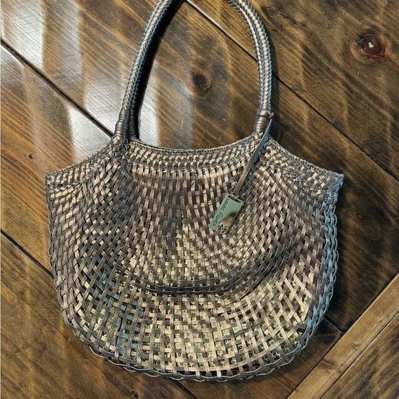 Marc Fisher Bronze Metallic & Gold Sequin Basket Weave Faux Leather Shoulder Bag - Picture 3 of 12
